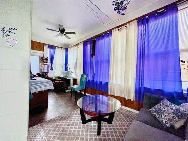 $190,000 | 7 Washington Street, Westfield, MA 01085