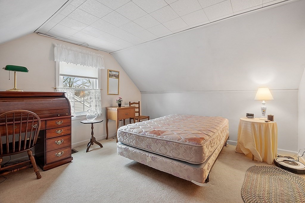 22 Walter Road Danvers, MA 01923 - Photo 15 of 24