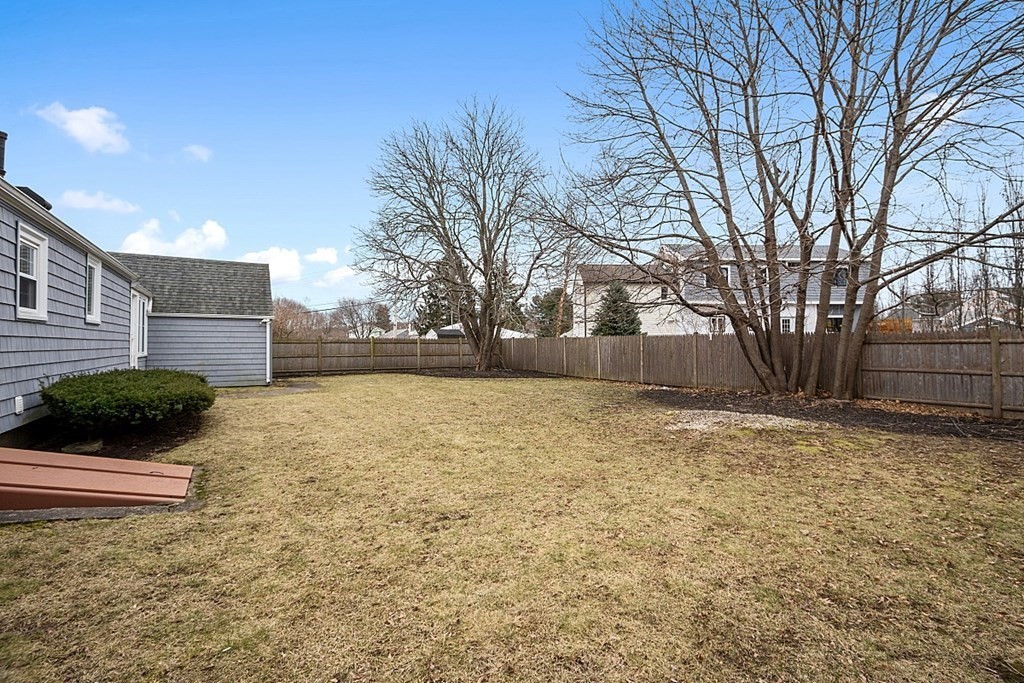 22 Walter Road Danvers, MA 01923 - Photo 21 of 24