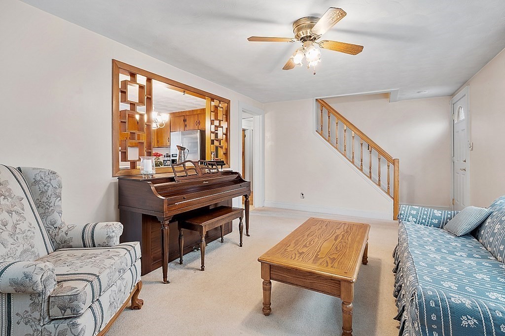 22 Walter Road Danvers, MA 01923 - Photo 6 of 24