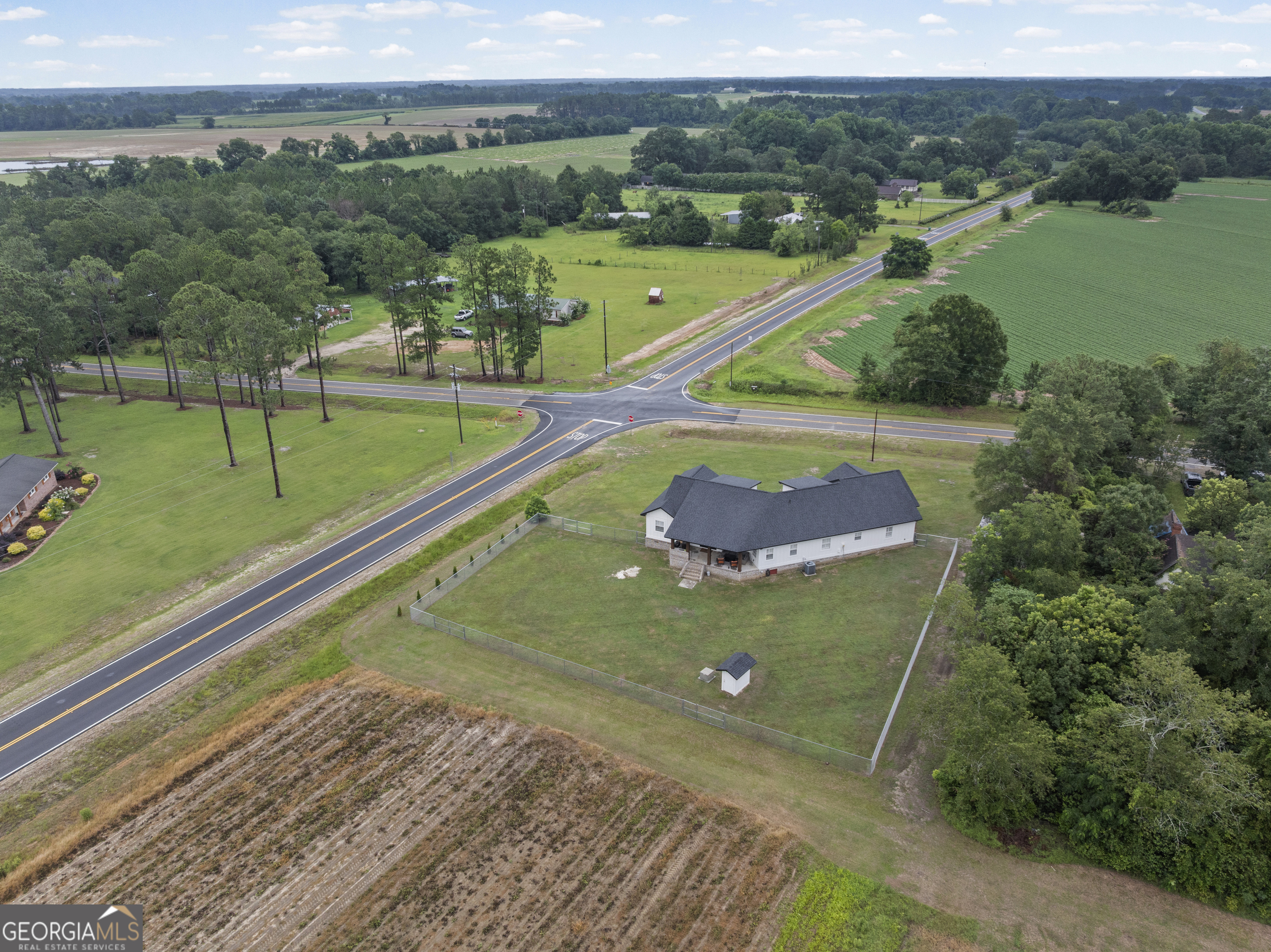 423 Cromer Road Tifton, GA 31793 - Photo 7 of 51
