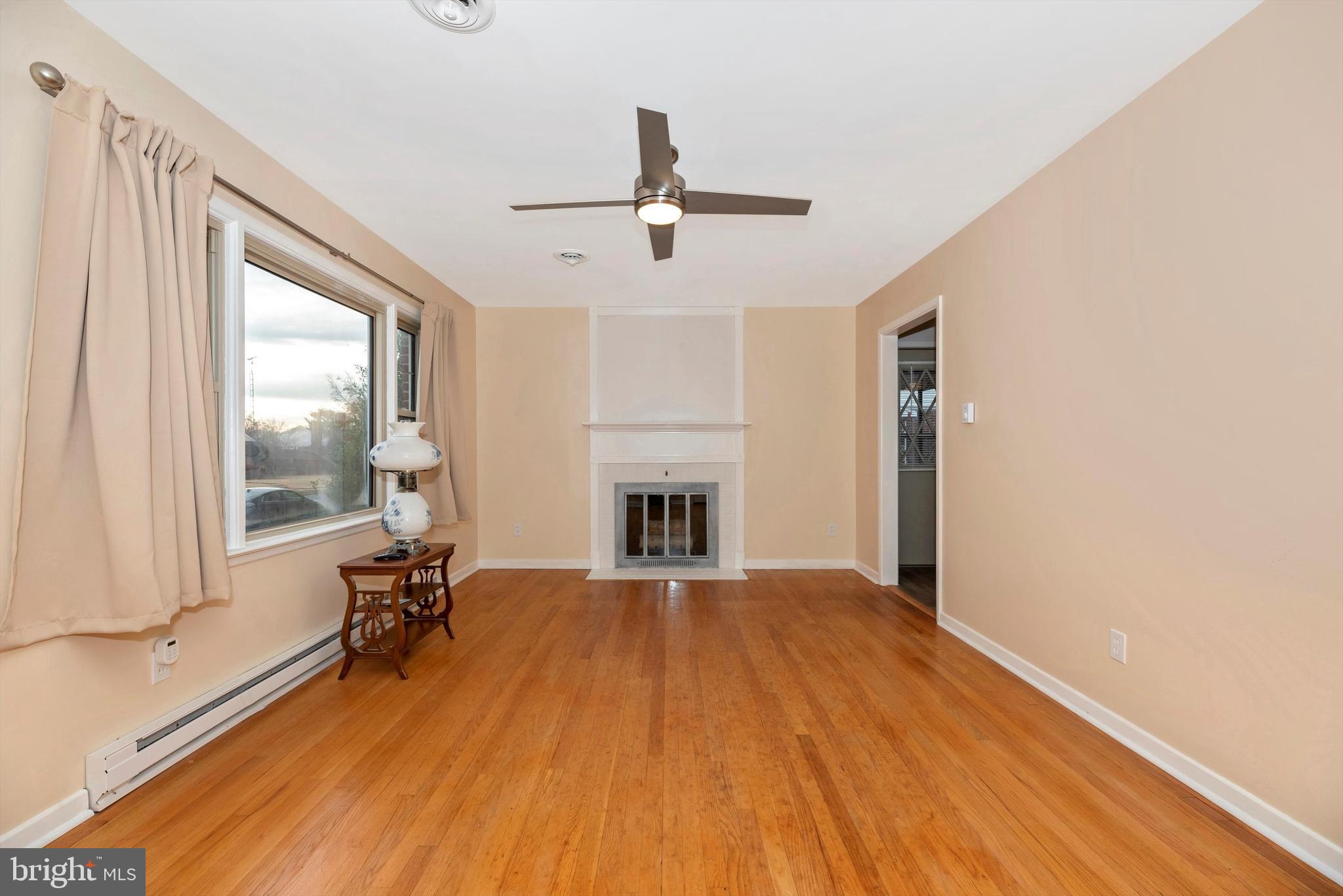907 Seminole Road Frederick, MD 21701 - Photo 5 of 51 Gallery Image 5