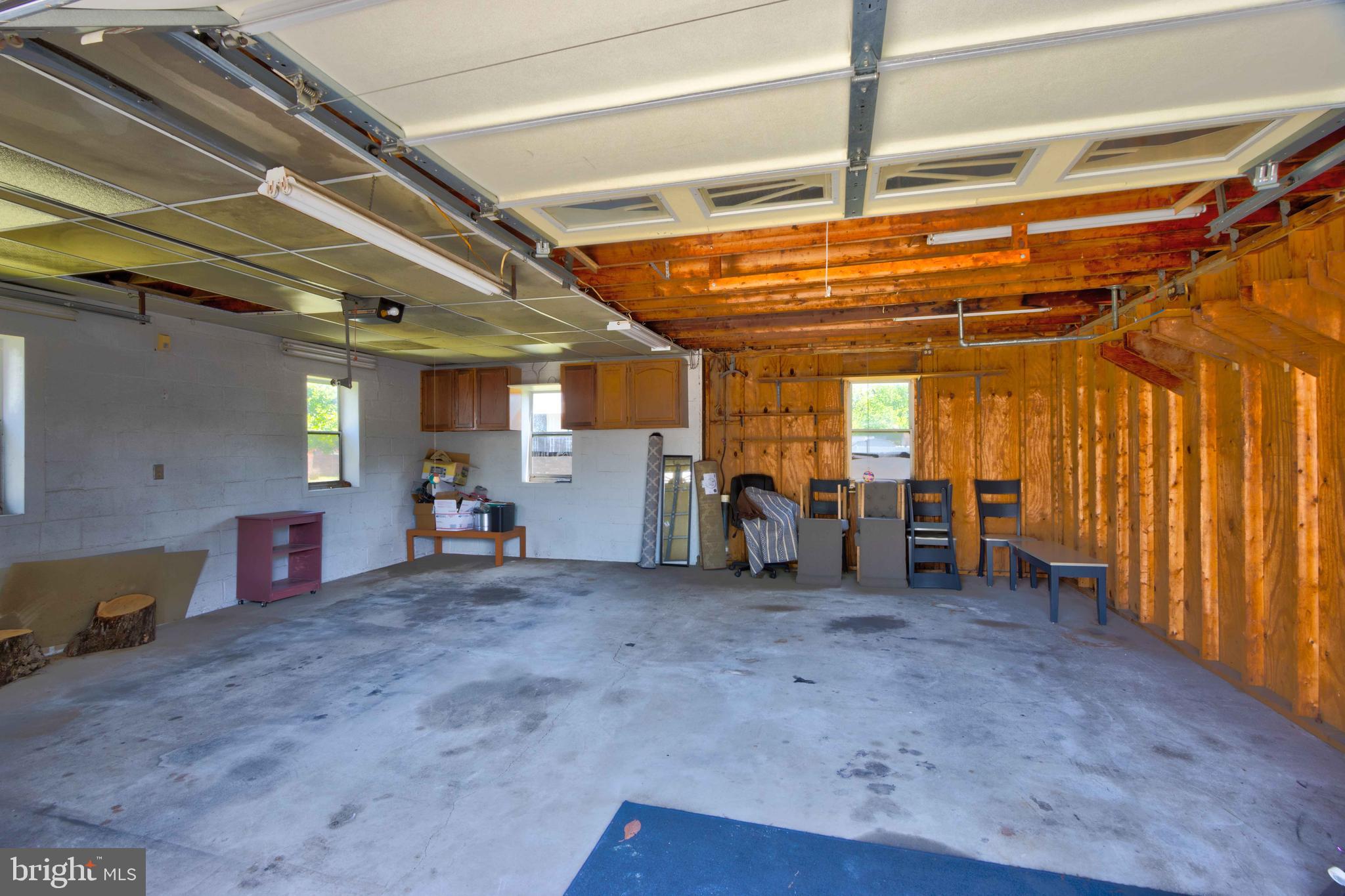625 Hammonds Lane Baltimore, MD 21225 - Photo 36 of 40 a view of a storage room
