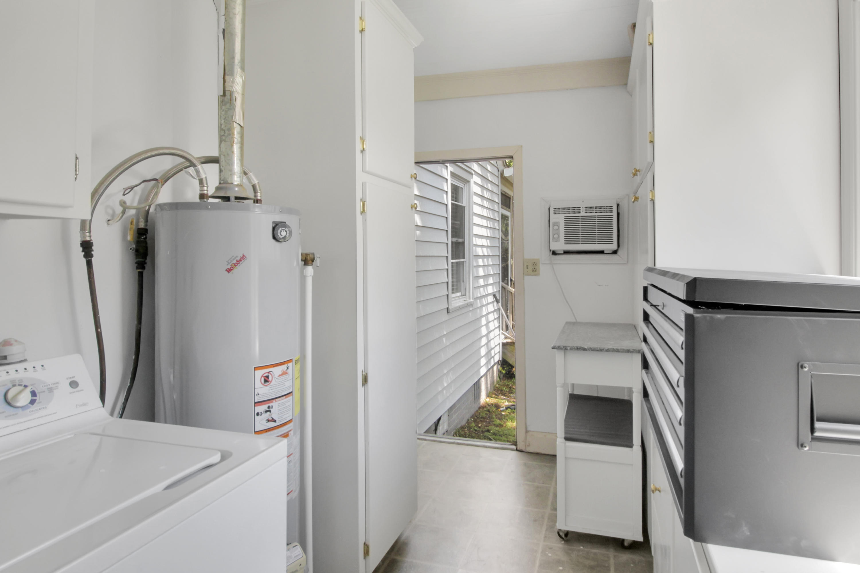 1223 Yeamans Hall Road Hanahan, SC 29410 - Photo 19 of 26 Laundry