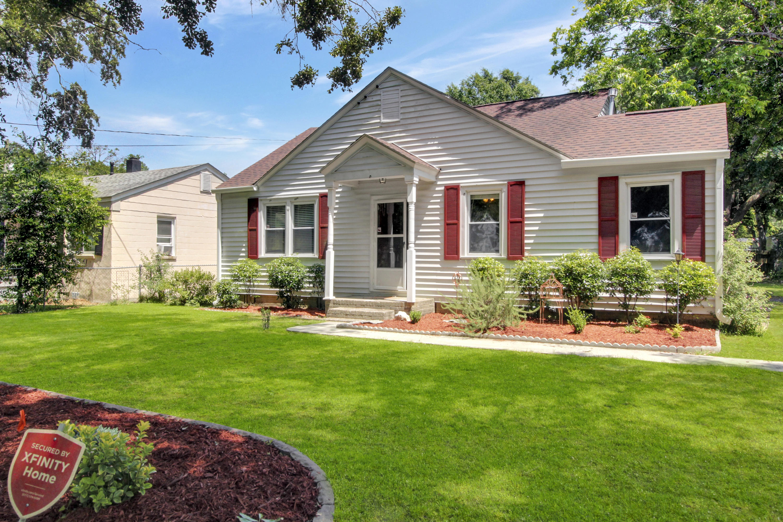 1223 Yeamans Hall Road Hanahan, SC 29410 - Photo 3 of 26 Front Right
