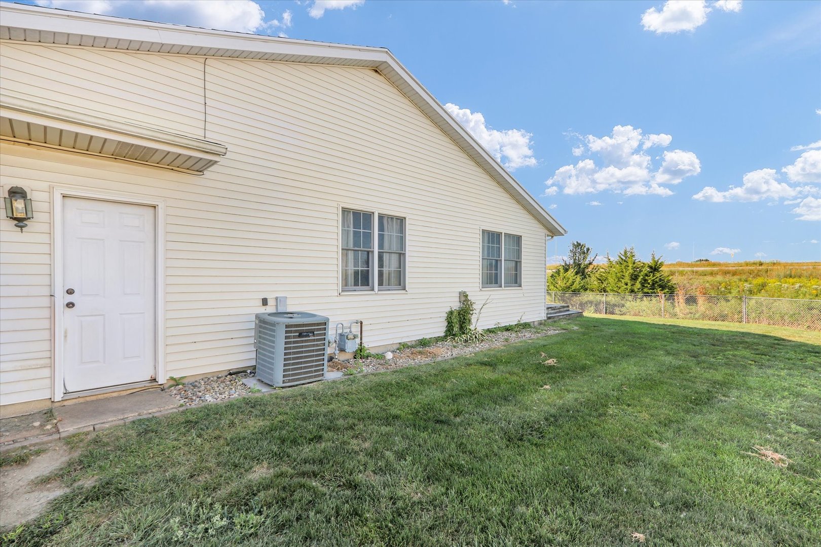 3311 Old Warson Road Champaign, IL 61822 - Photo 27 of 32 Gallery Image 27