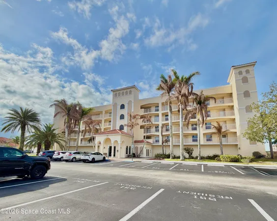 $3,400 | 551 Casa Bella Drive, Unit 204, Cape Canaveral, FL 32920