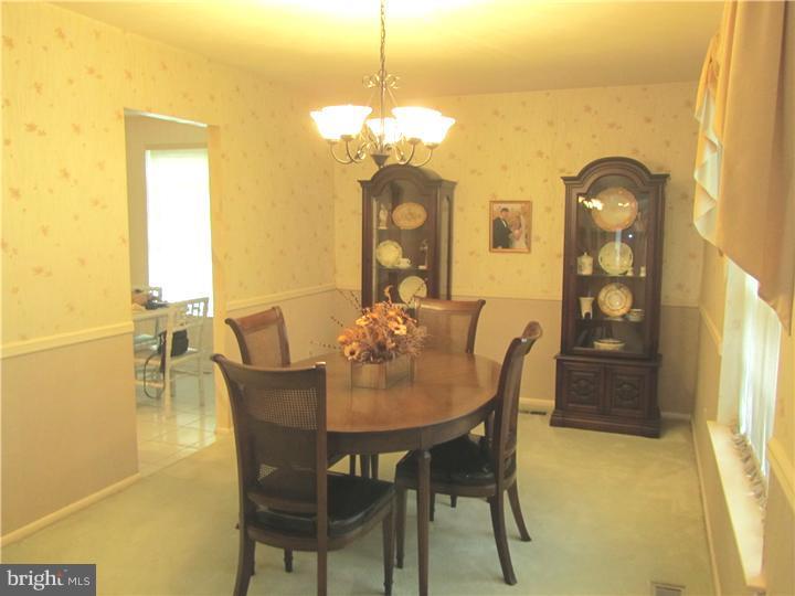 11113 Greiner Road Philadelphia, PA 19116 - Photo 4 of 23 Dining Room