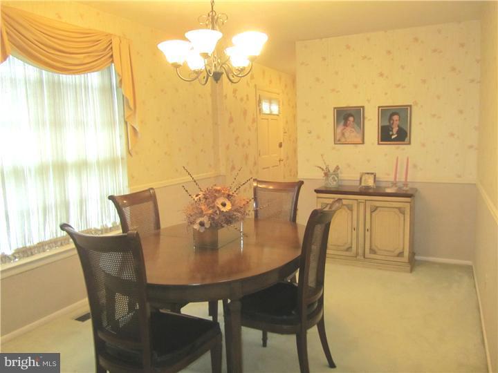 11113 Greiner Road Philadelphia, PA 19116 - Photo 5 of 23 Dining Room