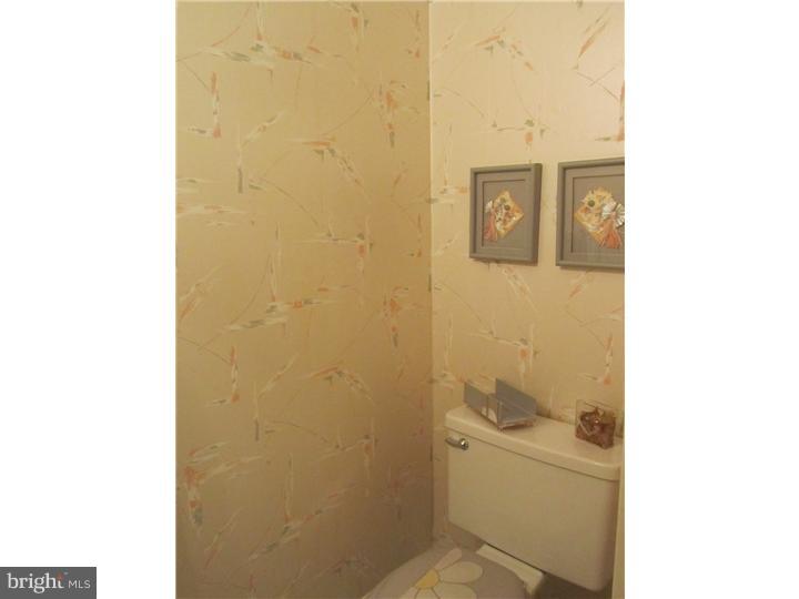 11113 Greiner Road Philadelphia, PA 19116 - Photo 9 of 23 Half Bath