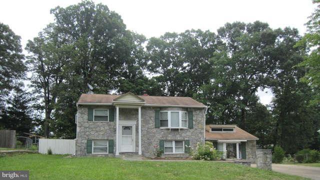 15015 Alaska Road Woodbridge, VA 22191 - Photo 1 of 8 Exterior (Front)