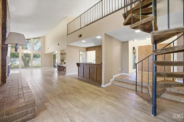 $525,000 | Undisclosed Address, Bakersfield, CA 93309