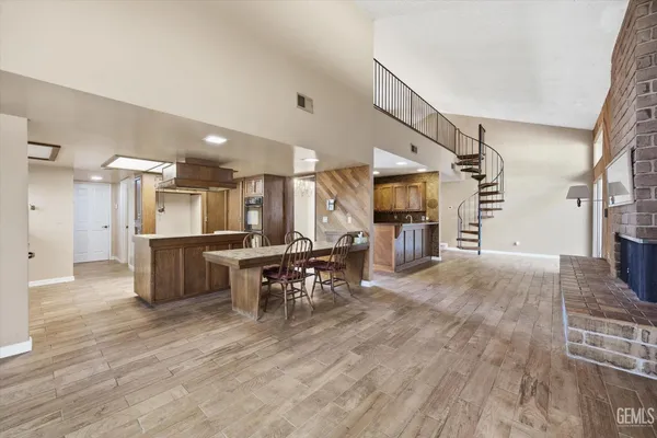 $500,000 | Undisclosed Address, Bakersfield, CA 93309