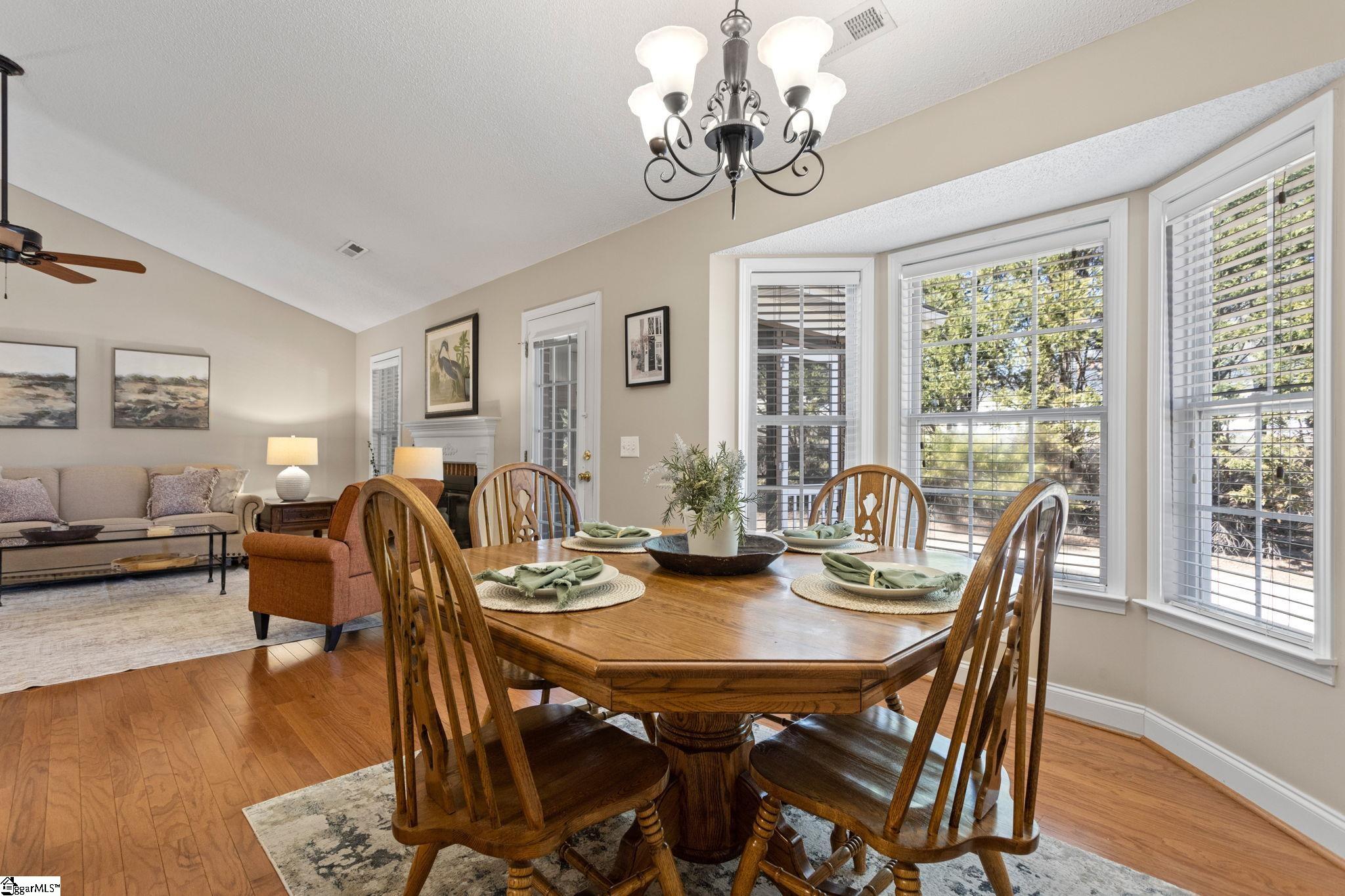 625 Ashley Commons Court Greer, SC 29651 - Photo 5 of 30