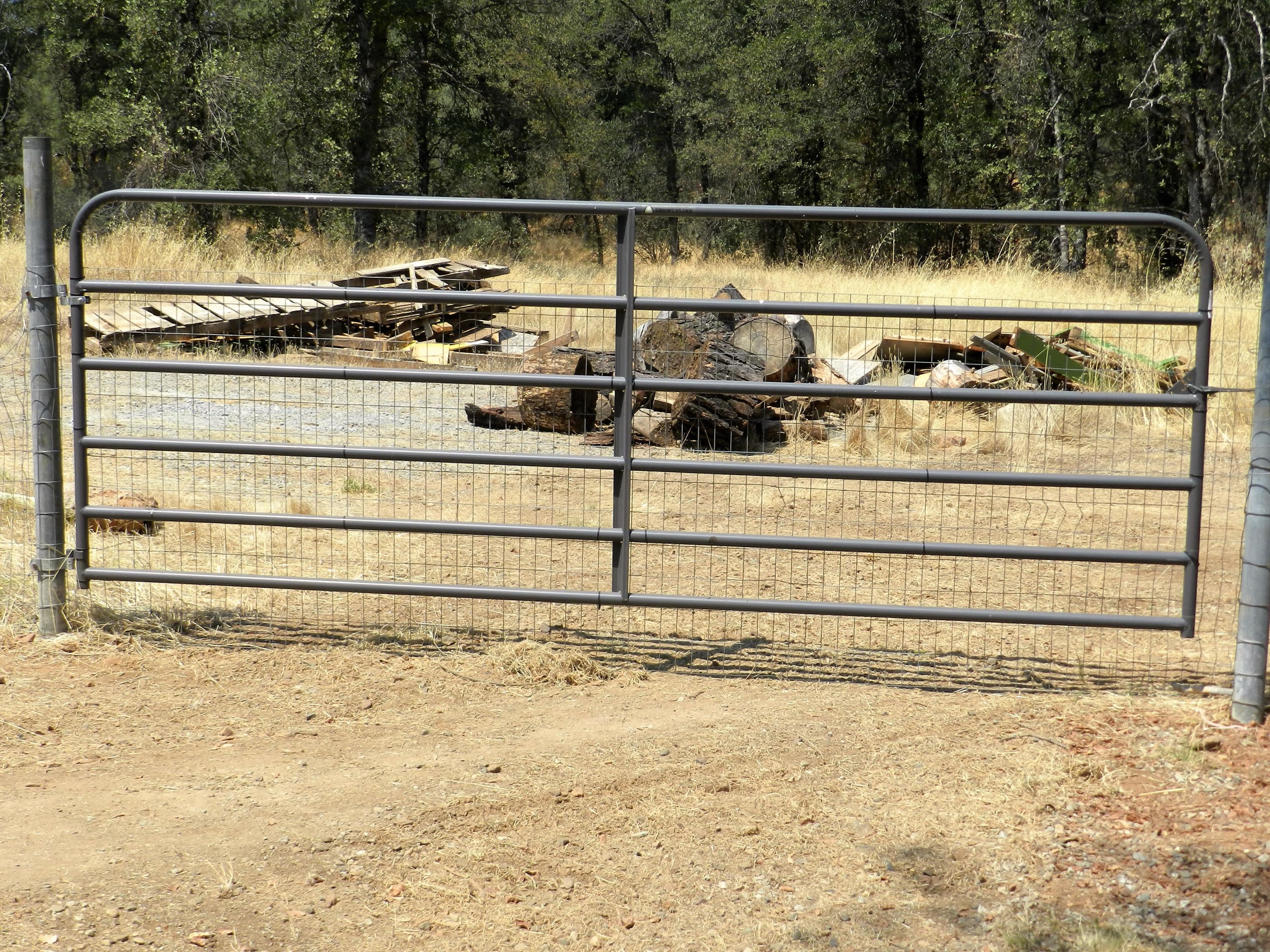 6280 Oasis Road Redding, CA 96003 - Photo 24 of 37 DSCN3950