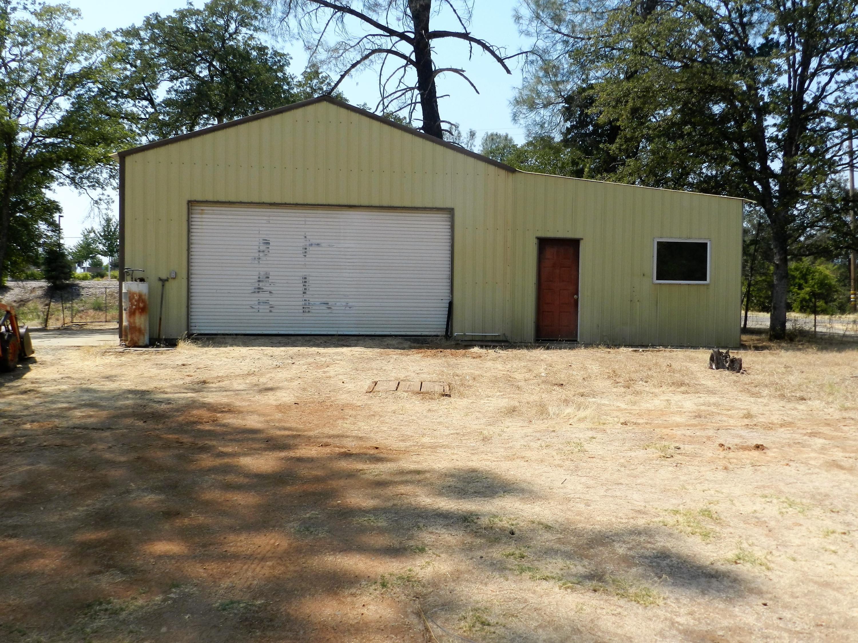 6280 Oasis Road Redding, CA 96003 - Photo 32 of 37 DSCN3944