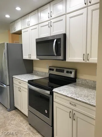 $1,495 | 4334 Southwest 7th Place, Cape Coral, FL 33914