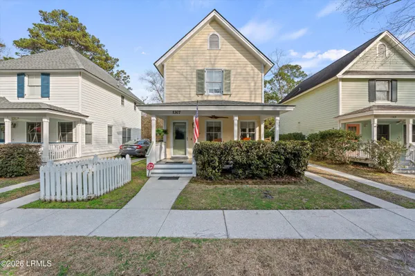 $375,000 | 1307 Broad Street, Beaufort, SC 29902