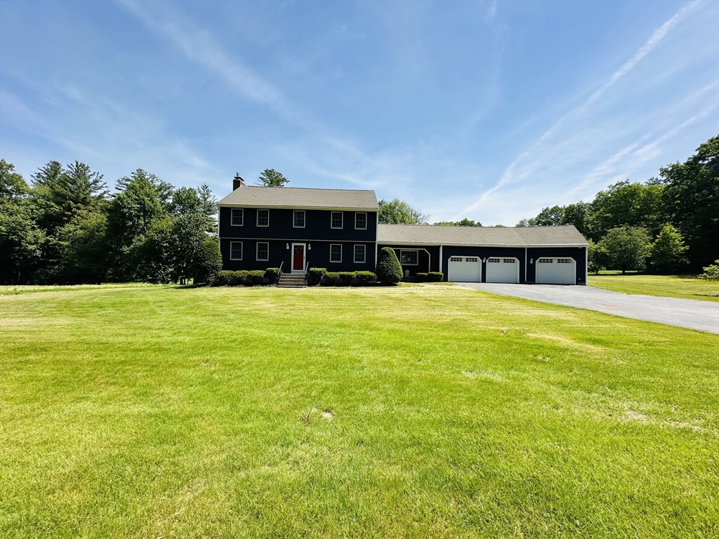 11 Lawndale Road Tyngsboro, MA 01879 - Photo 2 of 2