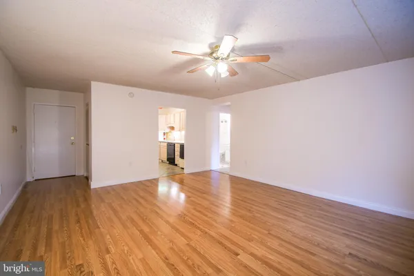 $165,000 | 400 Glendale Road, Unit H32, Havertown, PA 19083