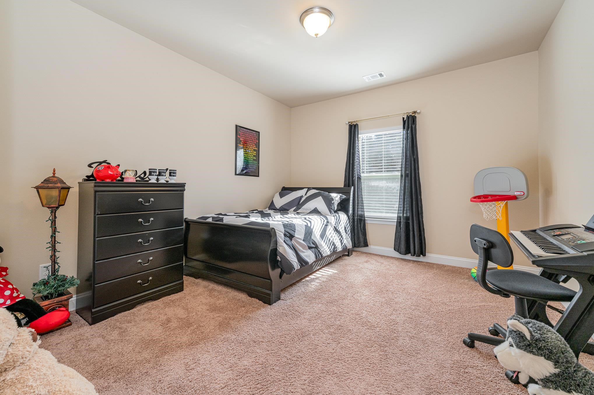 305 Rabbit Run Trail Simpsonville, SC 29681 - Photo 32 of 43 Bedroom