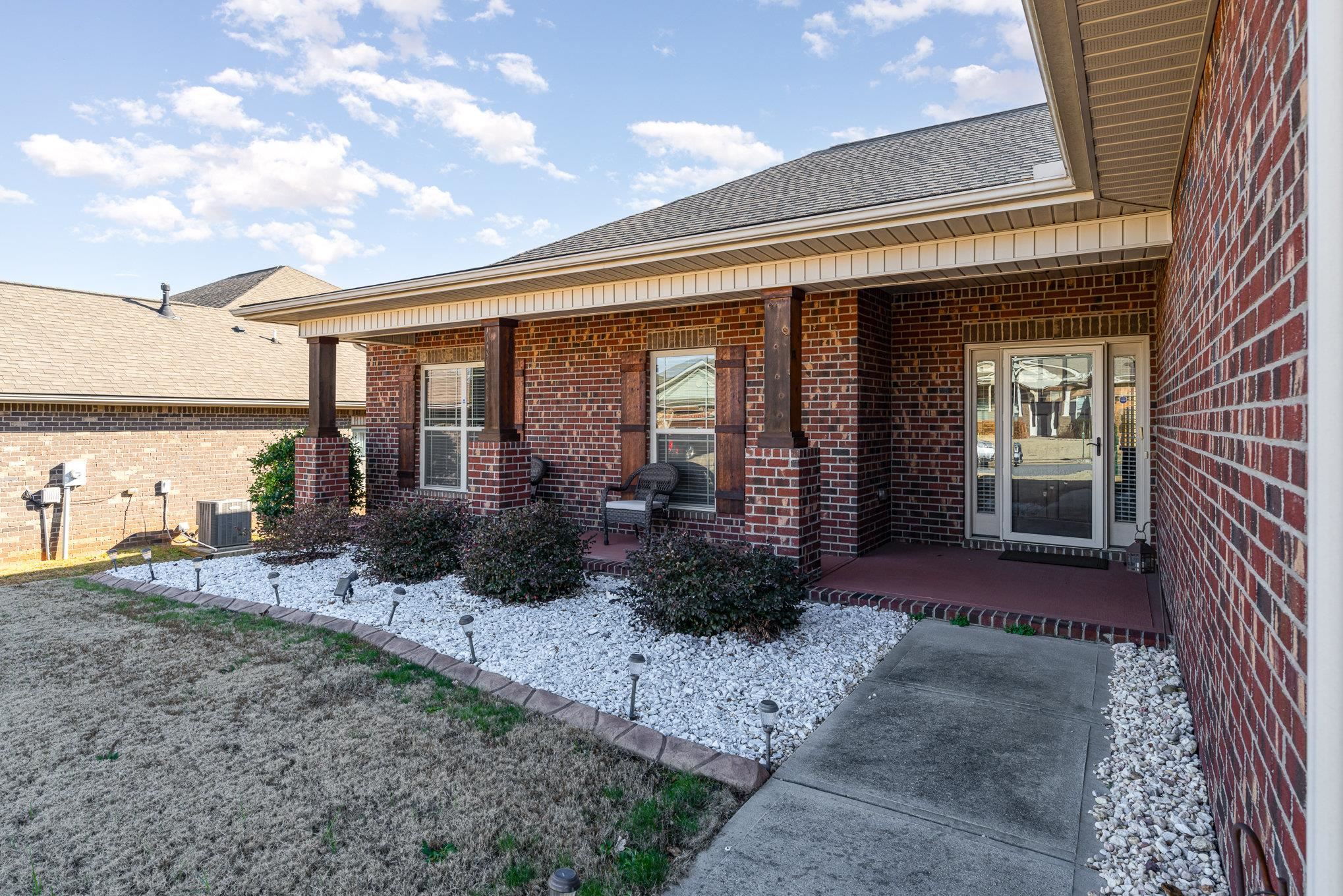 305 Rabbit Run Trail Simpsonville, SC 29681 - Photo 4 of 43 Gallery Image 4
