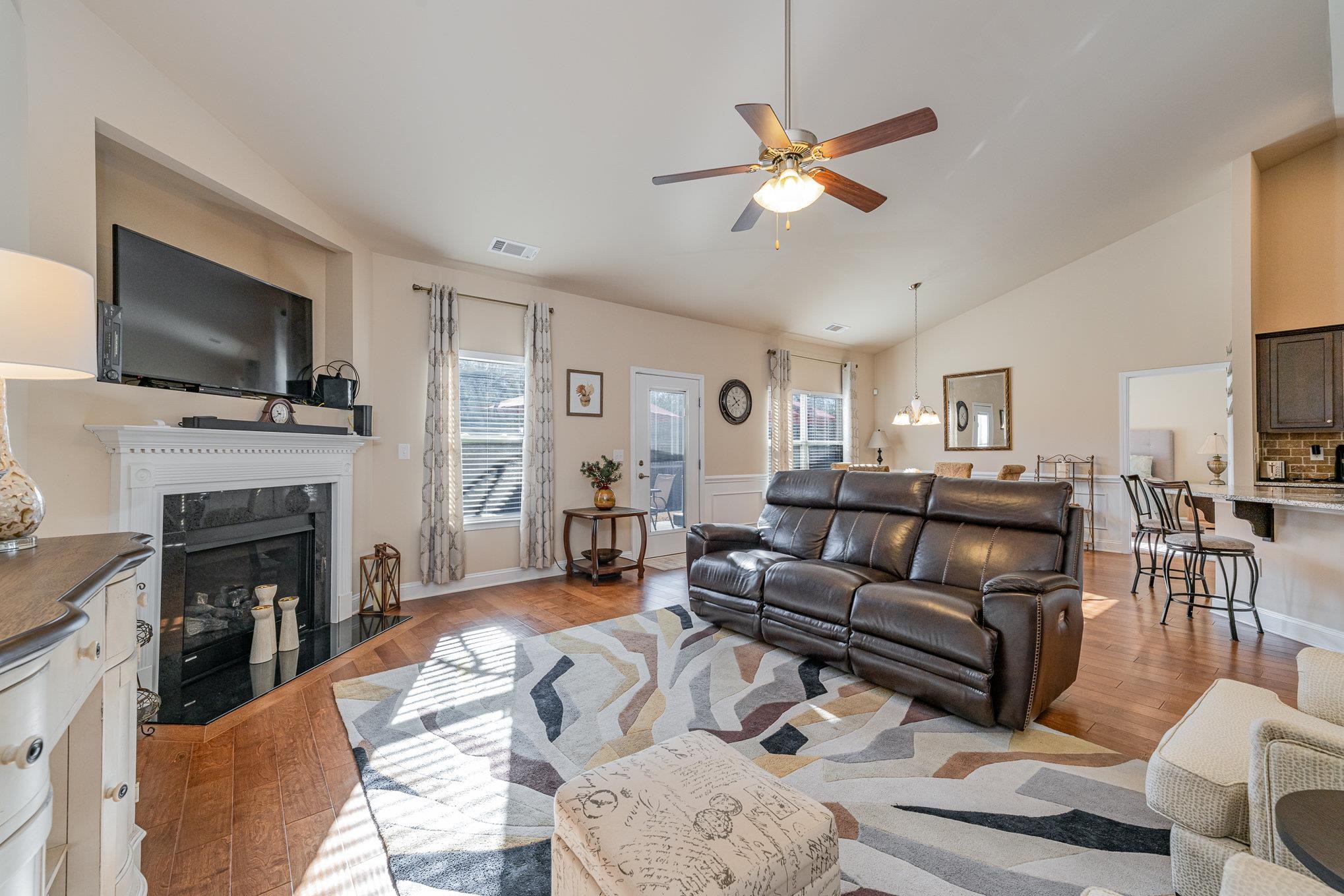 305 Rabbit Run Trail Simpsonville, SC 29681 - Photo 8 of 43 Gallery Image 8