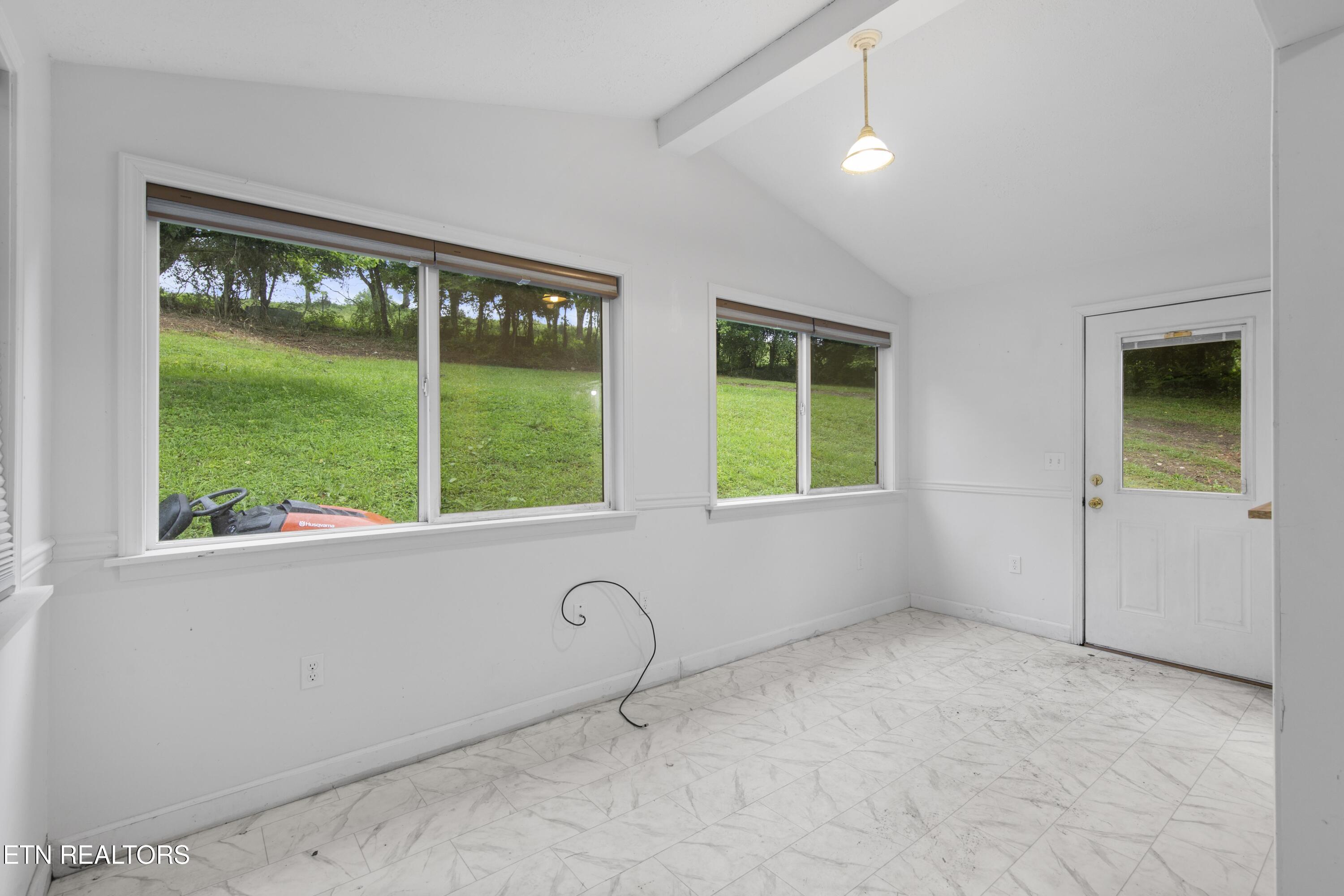 1351 Bethlehem Road La Follette, TN 37766 - Photo 12 of 31 030A3372