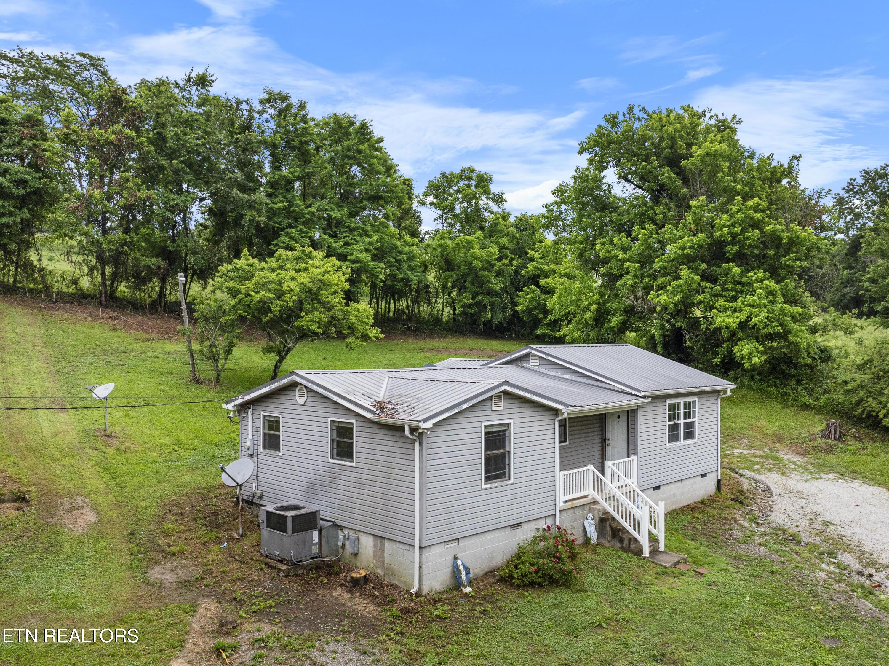 1351 Bethlehem Road La Follette, TN 37766 - Photo 21 of 31 DJI_0757