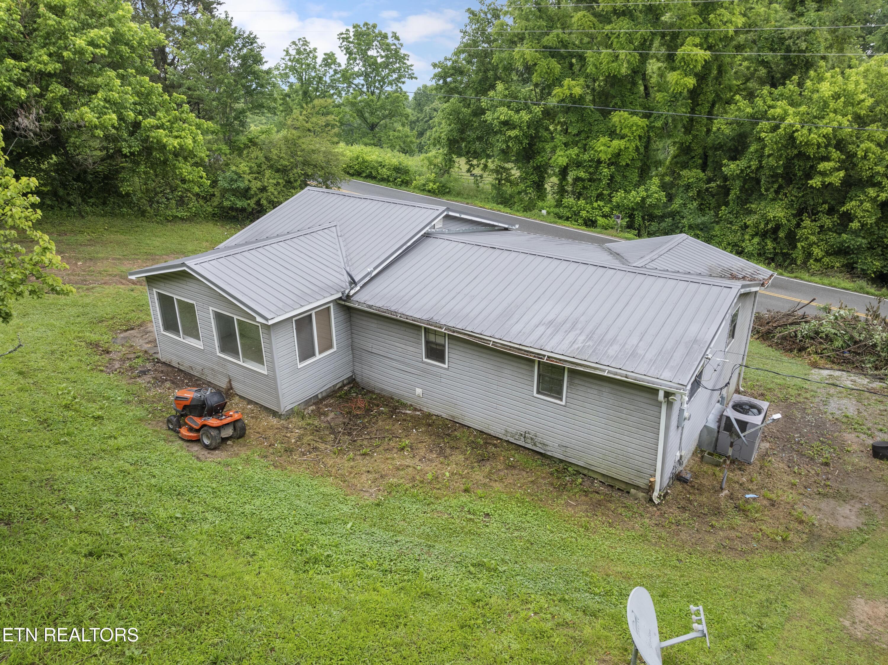 1351 Bethlehem Road La Follette, TN 37766 - Photo 23 of 31 DJI_0816