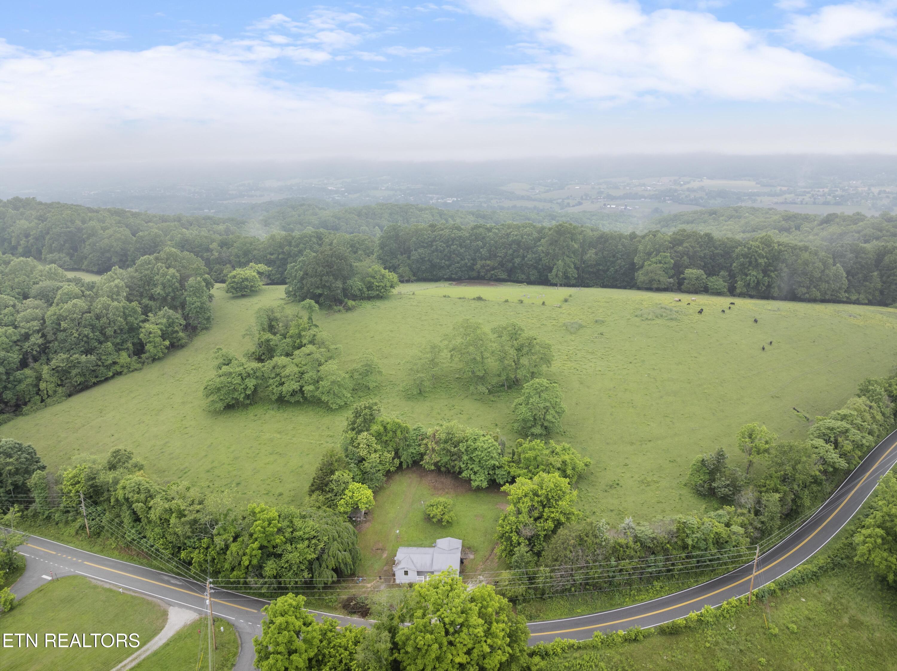 1351 Bethlehem Road La Follette, TN 37766 - Photo 26 of 31 DJI_0796