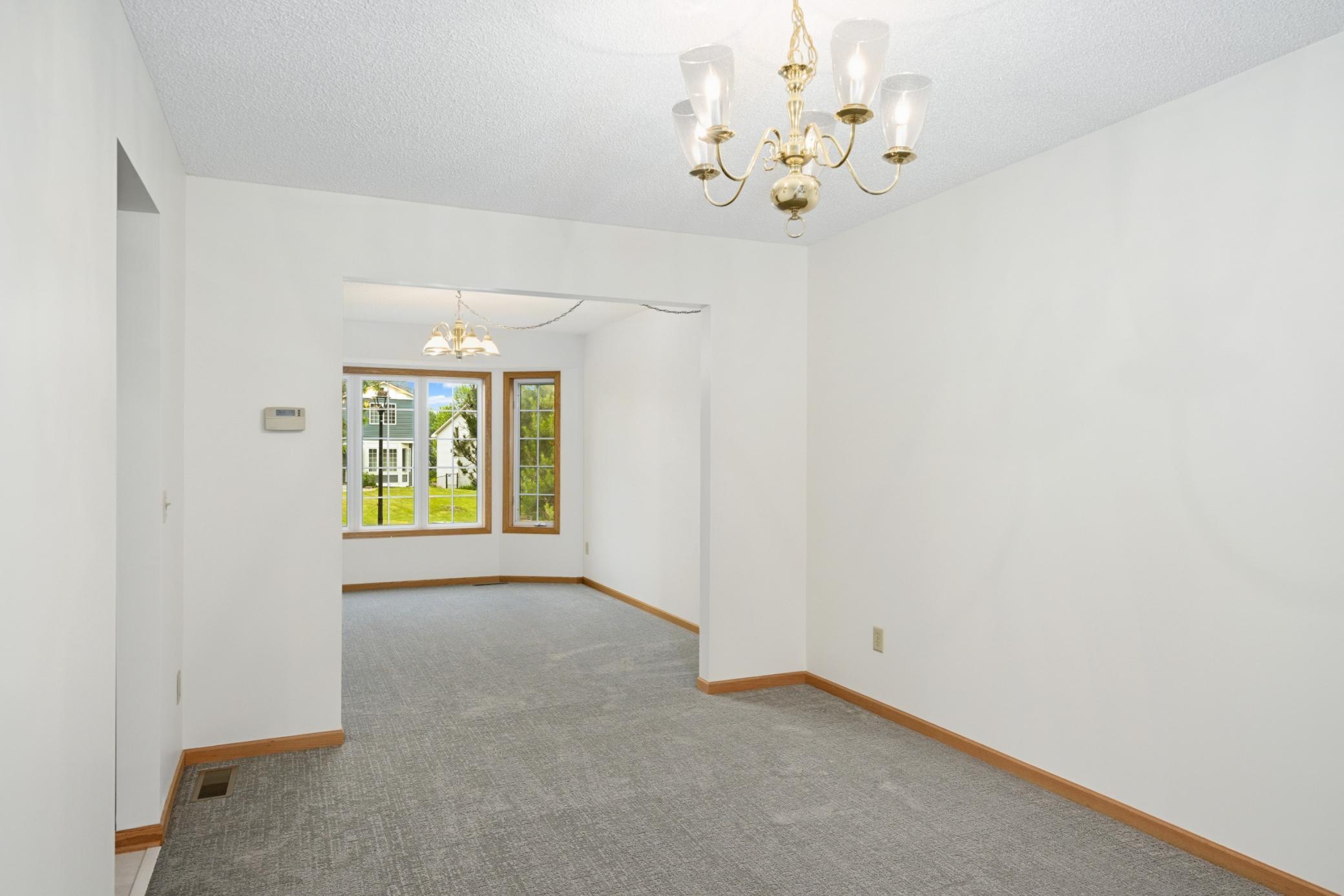 676 Falcon Ridge Road Woodbury, MN 55125 - Photo 10 of 34