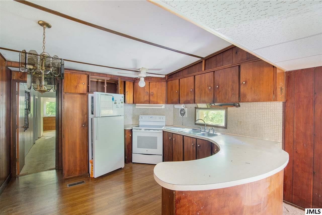6810 North Meridian Road Addison, MI 49220 - Photo 10 of 27 Photo 10
