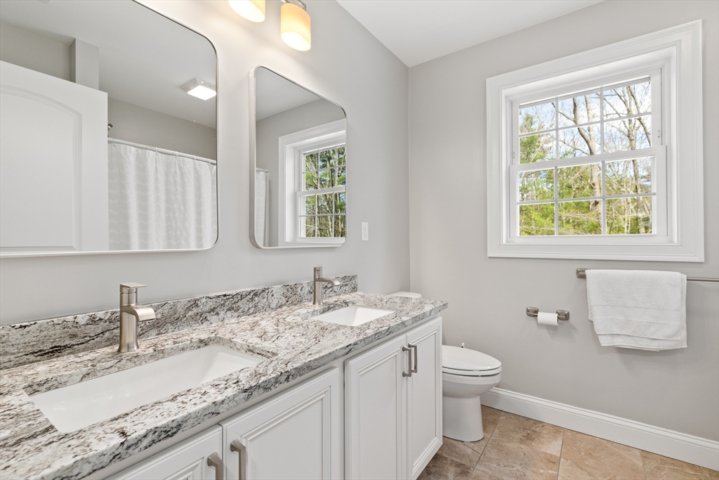 526 Hubbardston Road Templeton, MA 01468 - Photo 26 of 32