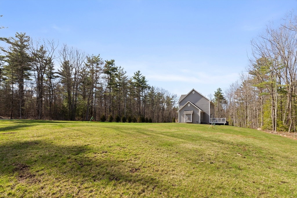 526 Hubbardston Road Templeton, MA 01468 - Photo 30 of 32