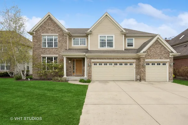 $950,000 | 1691 Joseph Court, Buffalo Grove, IL 60089