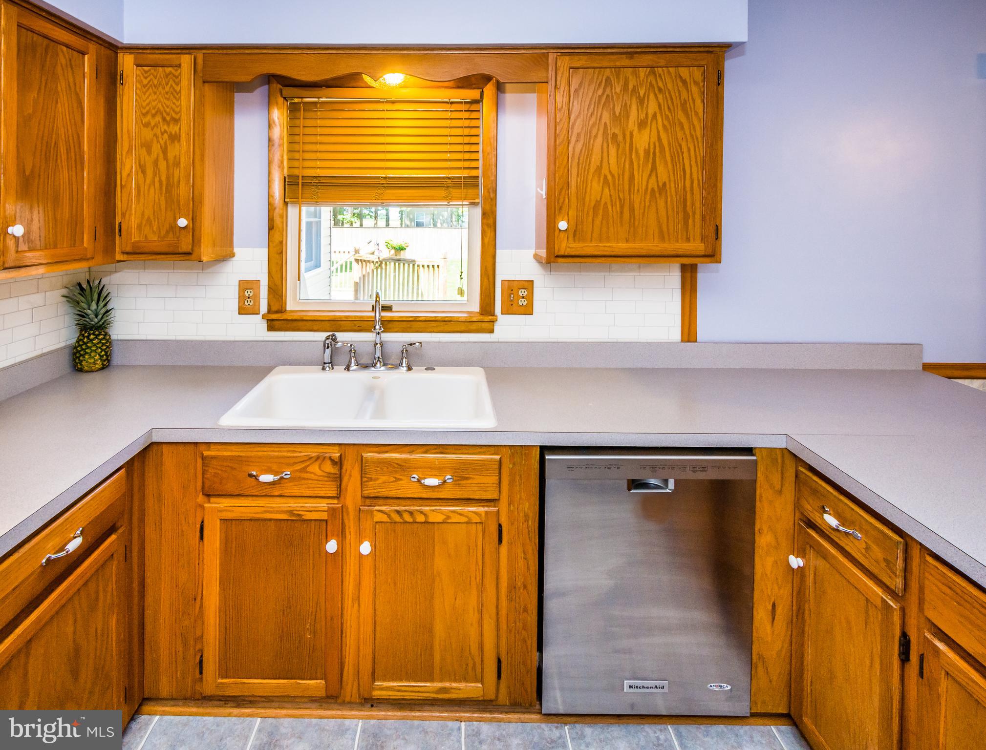 809 Mason Road Stevensville, MD 21666 - Photo 14 of 49 Kitchen (view 4) Stainless Dishwasher & Disposal