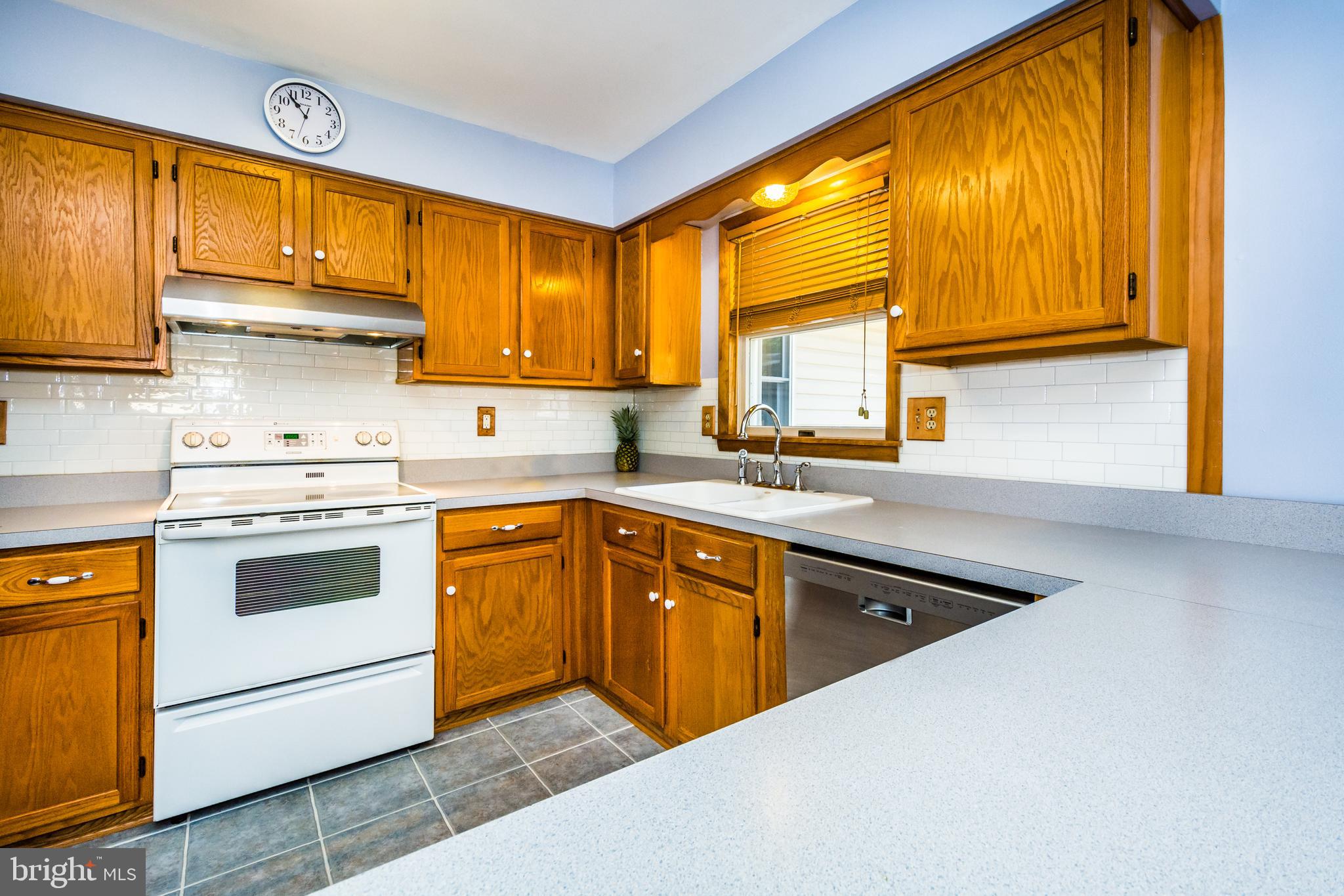 809 Mason Road Stevensville, MD 21666 - Photo 15 of 49 Kitchen (view 5)