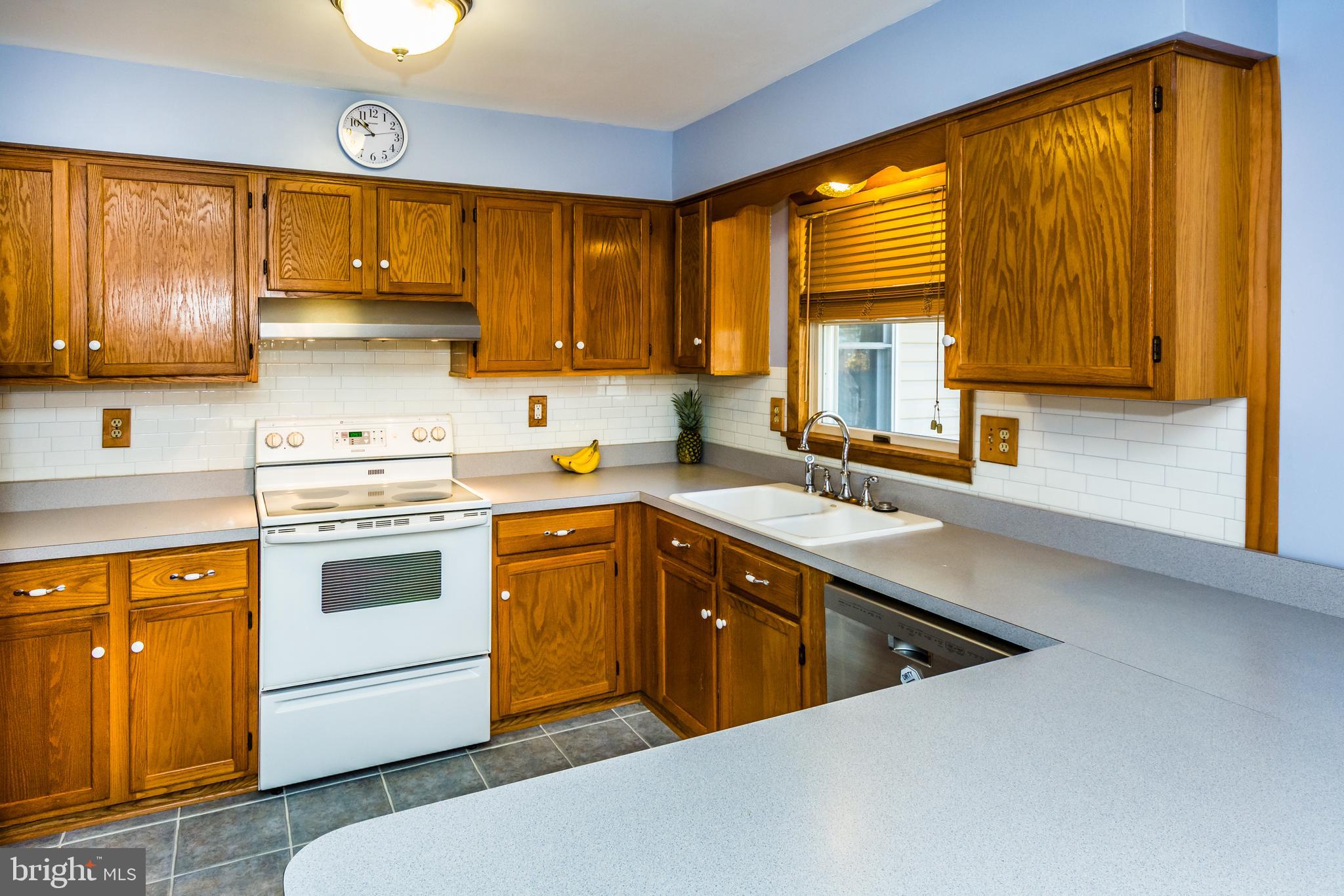 809 Mason Road Stevensville, MD 21666 - Photo 4 of 49 Kitchen view 1