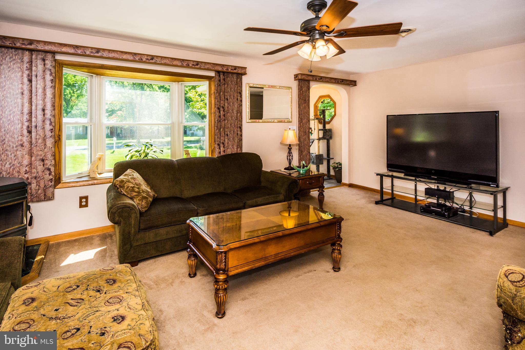 809 Mason Road Stevensville, MD 21666 - Photo 7 of 49 Living Room (view 2)