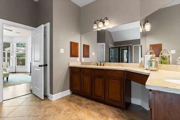 $790,000 | 27 North Arrow Canyon Circle, Spring, TX 77389