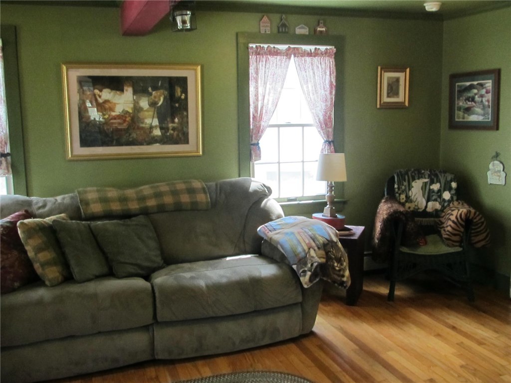 119 Fenner Hill Road Hopkinton, RI 02832 - Photo 13 of 25