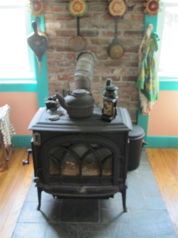 119 Fenner Hill Road Hopkinton, RI 02832 - Photo 10 of 25