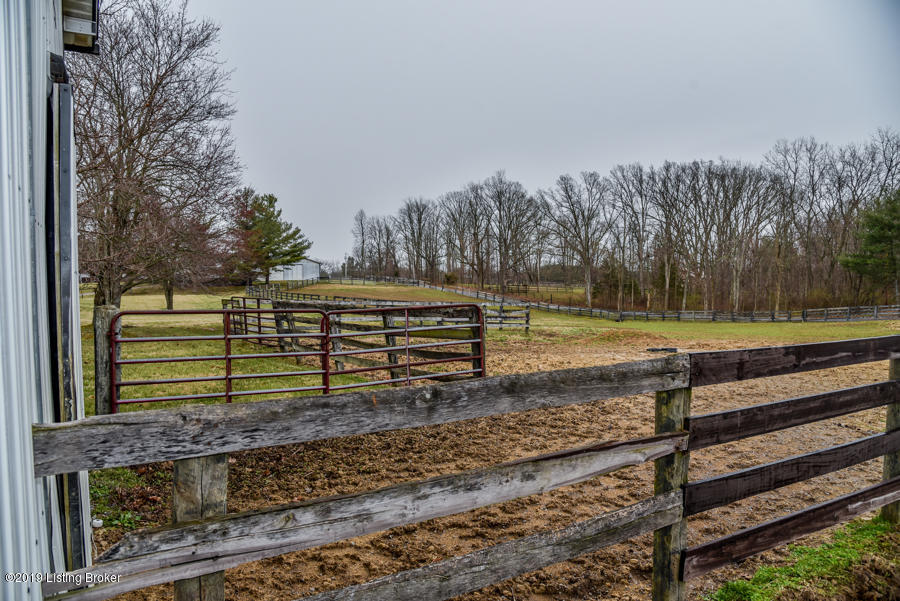 4262 Todds Point Road Simpsonville, KY 40067 - Photo 57 of 82 DSC_1338