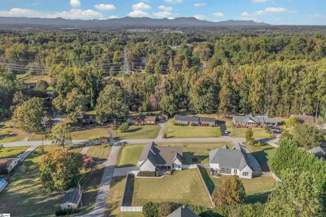 $850,000 | 743 Brookdale Drive, Greer, SC 29651