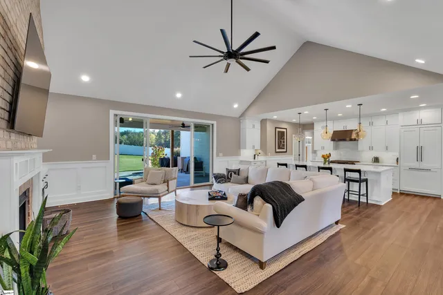 $850,000 | 743 Brookdale Drive, Greer, SC 29651