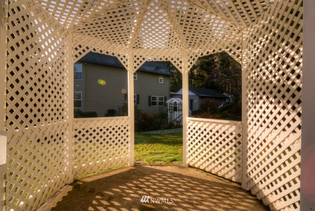 370 East Haskell Hill Road Shelton, WA 98584 - Photo 17 of 25 Gallery Image 17