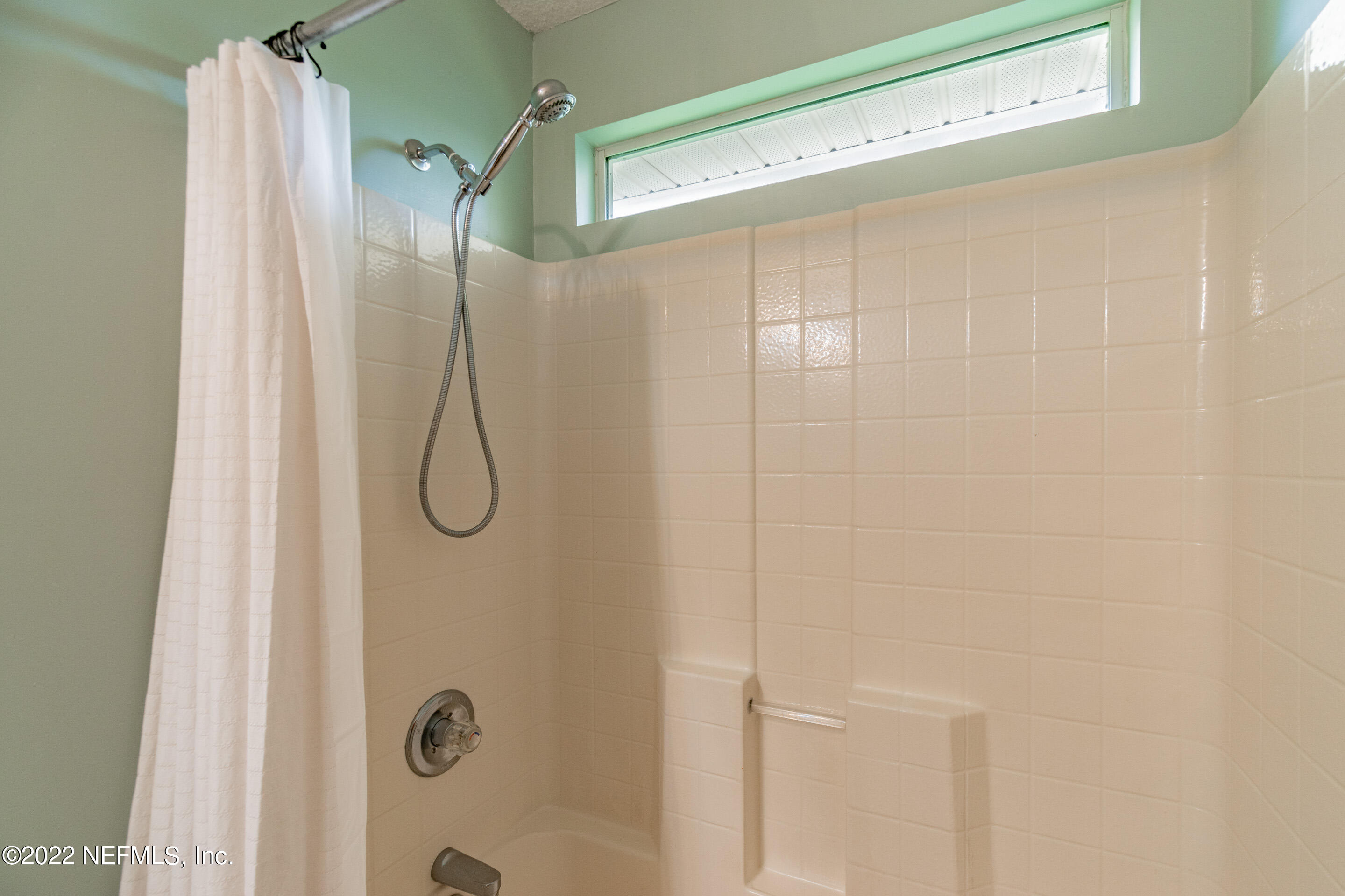 384 Whisper Ridge Drive St. Augustine, FL 32092 - Photo 24 of 62 Bathroom #2 (2)