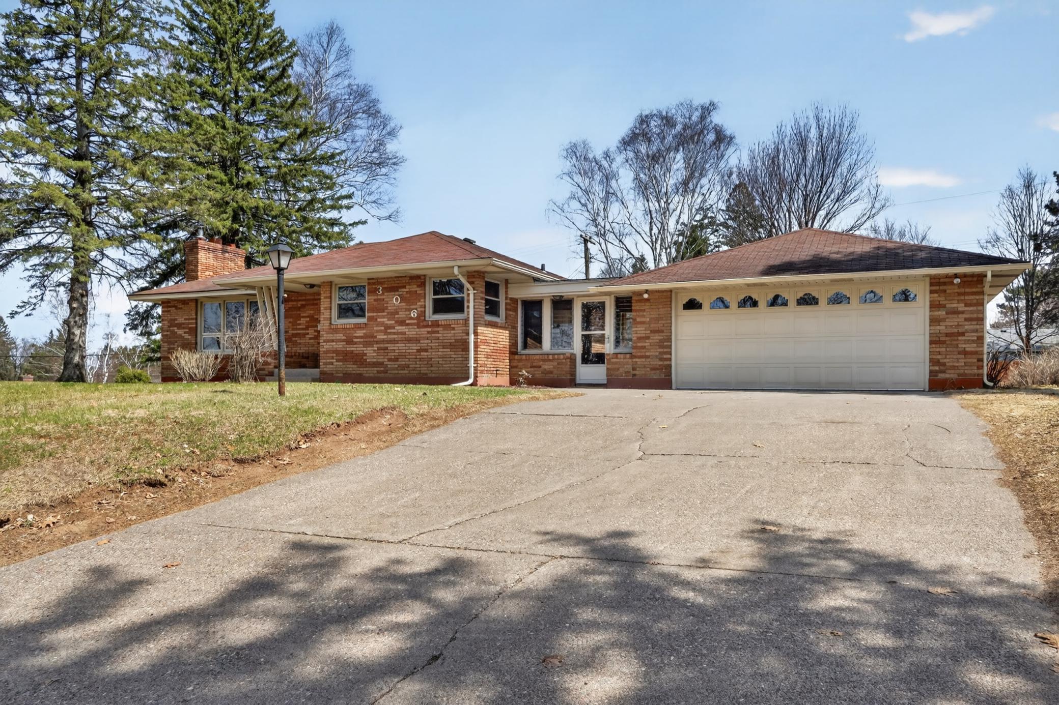 306 Ridgewood Drive Cloquet, MN 55720 - Photo 1 of 58