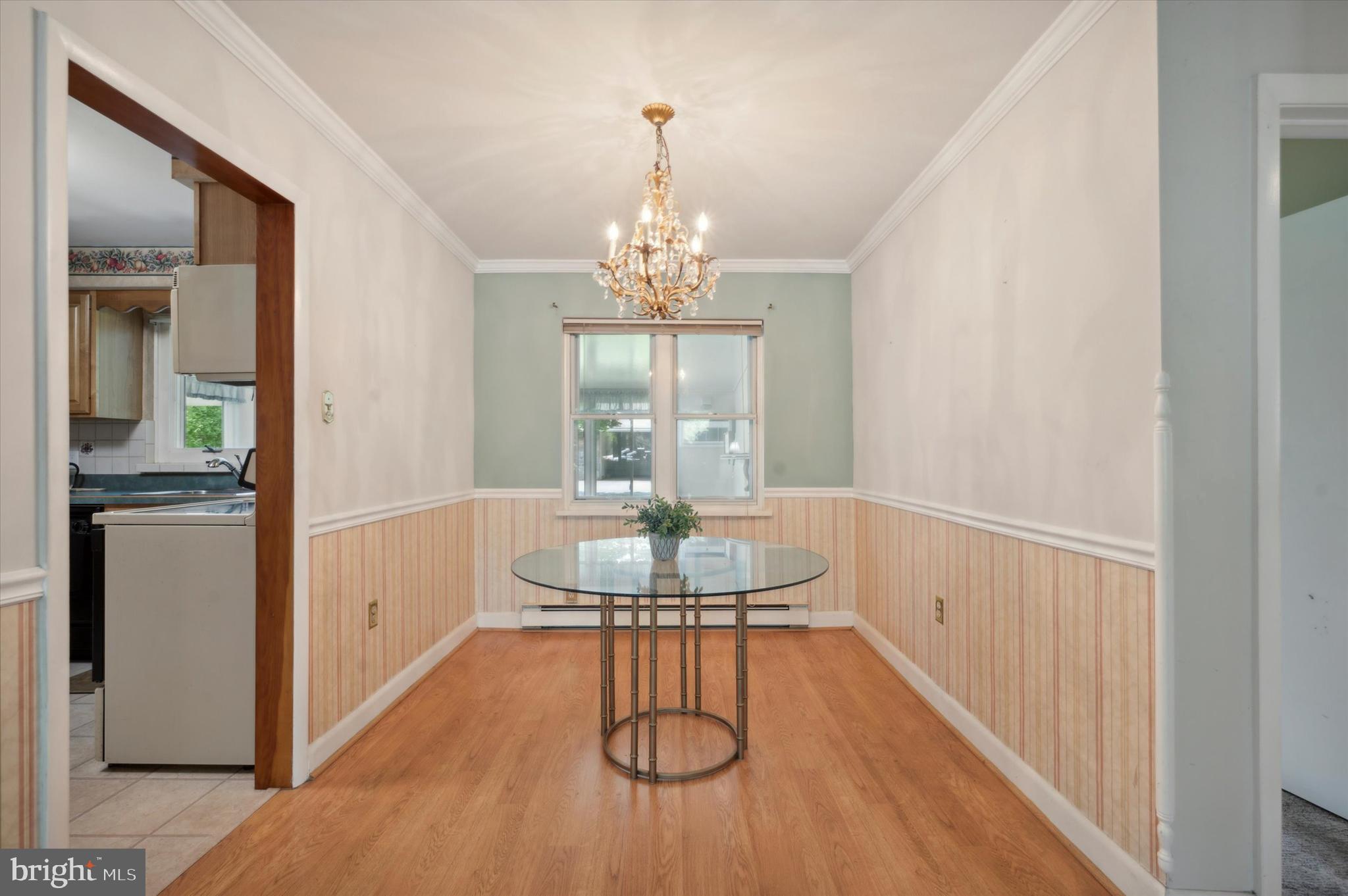 417 Pinecrest Road Springfield, PA 19064 - Photo 11 of 25 Dining Room